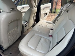/photos/9898/e775569a-a94e-49ac-a74f-7f50c16e028f_i320x240.jpg