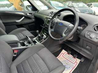 /photos/9898/ffb7967d-684e-4d3f-a3c7-4c13cc190db3_i320x240.jpg